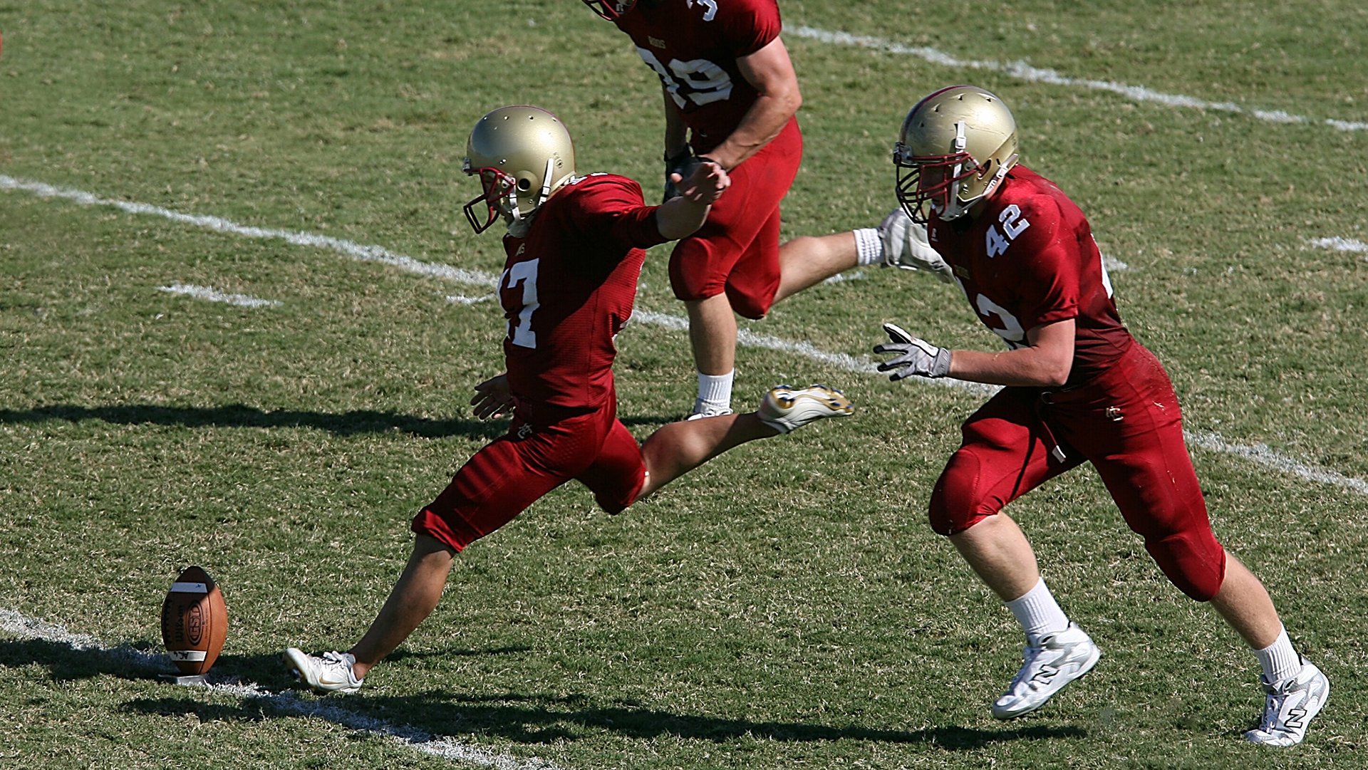 全国羽毛球锦标赛圆满落幕 新锐选手表现抢眼